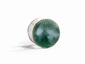 DE POLI PAOLO (1905 - 1996) : Coppia di maniglioni a disco mod. 1360/4 per VIS, Padova  - Asta Asta 523 | DESIGN E ARTI DECORATIVE DEL NOVECENTO Tradizionale - Associazione Nazionale - Case d'Asta italiane