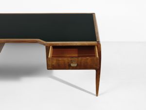 PONTI GIO (1891 - 1979) : Scrivania dirigenziale a quattro cassetti unita a dattilo a due cassetti per Dassi Mobili Moderni, Italia  - Asta Asta 523 | DESIGN E ARTI DECORATIVE DEL NOVECENTO Tradizionale - Associazione Nazionale - Case d'Asta italiane