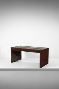 BEGA MELCHIORRE (1898 - 1976) - Scrivania da centro a otto cassetti con piano decorato con veduta della citt di Bologna