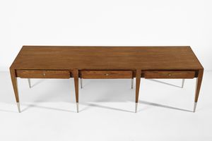 PONTI GIO (1891 - 1979) : Grande tavolo a sei cassetti, esecuzione Giordano Chiesa, Italia  - Asta Asta 523 | DESIGN E ARTI DECORATIVE DEL NOVECENTO Tradizionale - Associazione Nazionale - Case d'Asta italiane