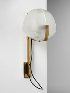 MAGISTRETTI VICO (1920 - 2006) : Tre lampade da parete mod. Omicron per Artemide, Milano  - Asta Asta 523 | DESIGN E ARTI DECORATIVE DEL NOVECENTO Tradizionale - Associazione Nazionale - Case d'Asta italiane