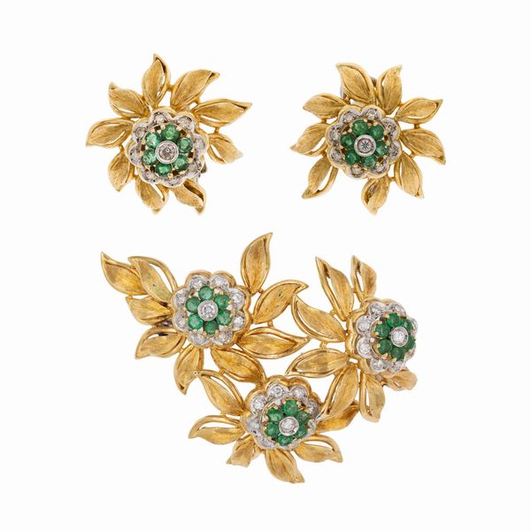 Demi parure a motivo floreale in oro giallo e bianco 18kt  - Asta Gioielli e Orologi - Associazione Nazionale - Case d'Asta italiane
