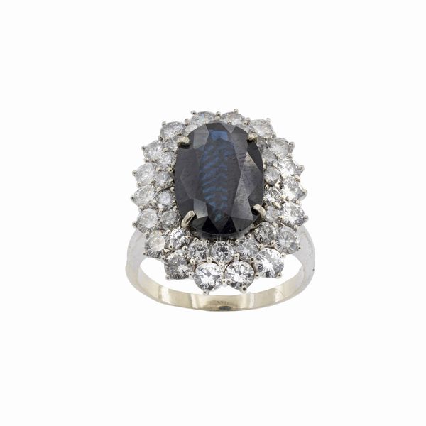 Anello in oro bianco 18kt zaffiro naturale e diamanti  - Asta Gioielli e Orologi - Associazione Nazionale - Case d'Asta italiane