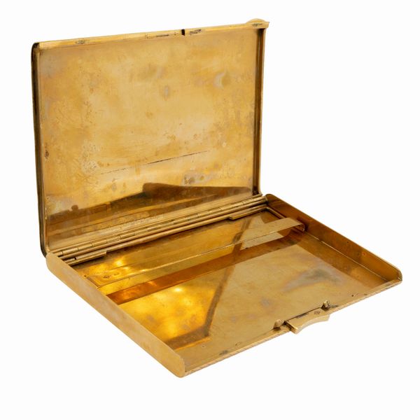 Trousse portasigarette in oro giallo 18kt  - Asta Gioielli e Orologi - Associazione Nazionale - Case d'Asta italiane