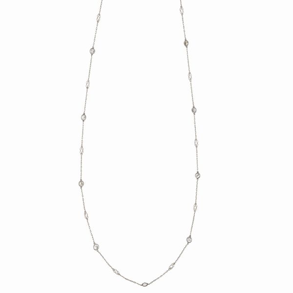 Collana in platino e diamanti  - Asta Gioielli e Orologi - Associazione Nazionale - Case d'Asta italiane