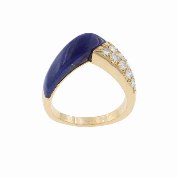 Van Cleef & Arpels anello in oro giallo 18kt  - Asta Gioielli e Orologi - Associazione Nazionale - Case d'Asta italiane