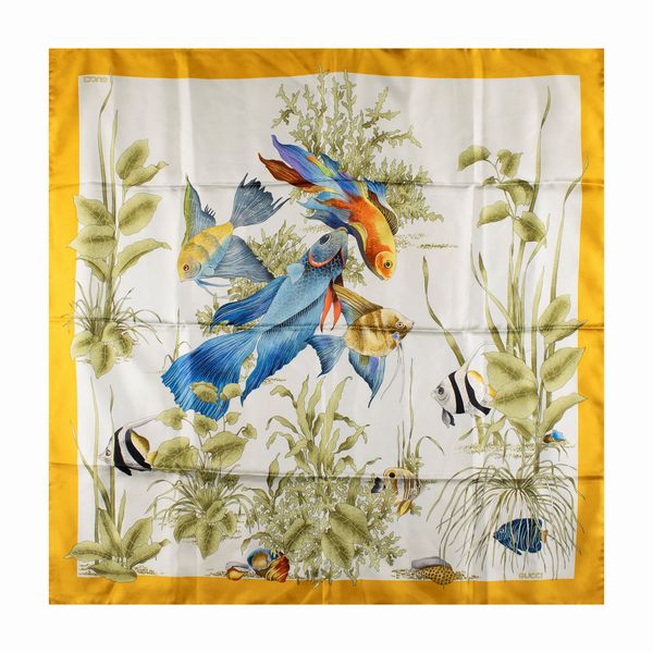 Gucci foulard vintage collezione pesci  - Asta Bijoux e Fashion Vintage Web Only - Associazione Nazionale - Case d'Asta italiane