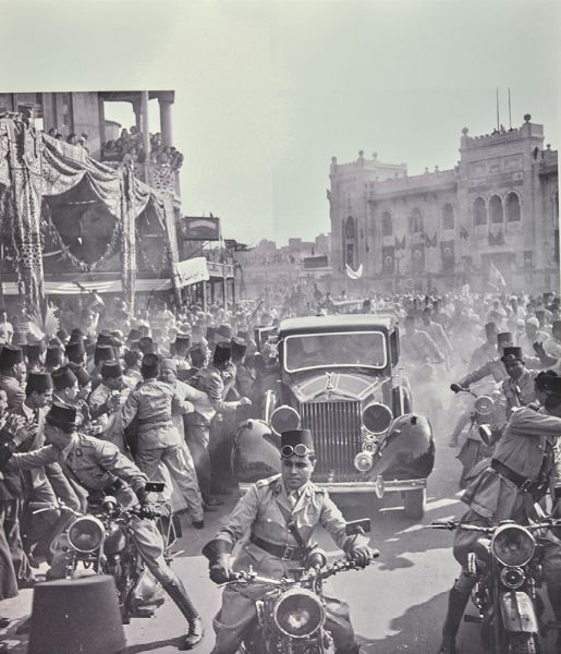 Phillips Jhon : Farouk, le Caire, 1943  - Asta Fotografia - Associazione Nazionale - Case d'Asta italiane