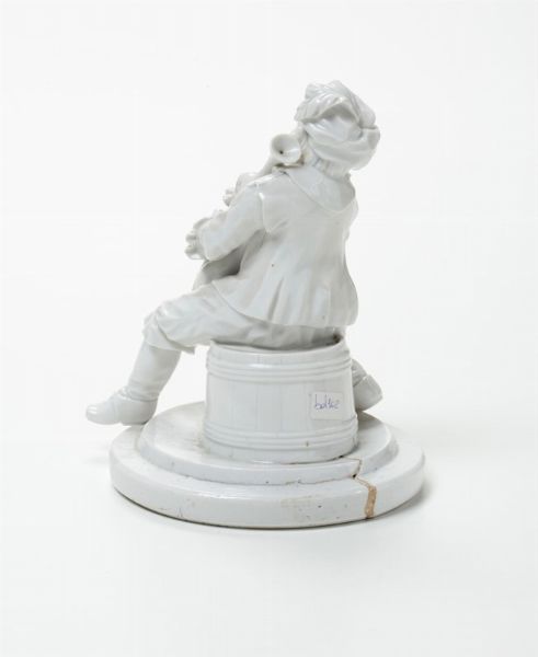 Figurina Germania, probabilmente Hchst , seconda met del XVIII secolo  - Asta Maioliche e Porcellane - Associazione Nazionale - Case d'Asta italiane