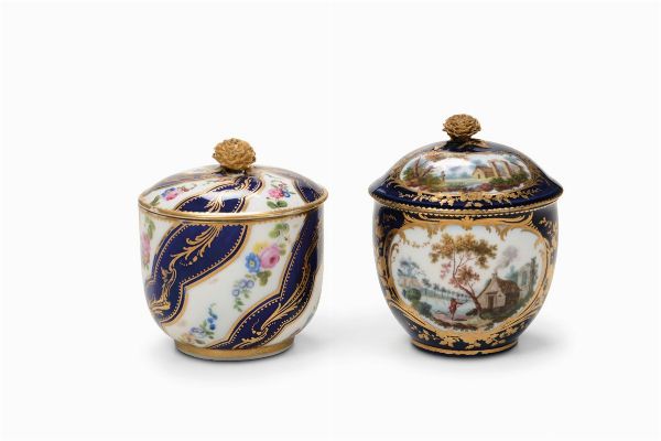 Due zuccheriere Svres,1760-1770 circa  - Asta Maioliche e Porcellane - Associazione Nazionale - Case d'Asta italiane
