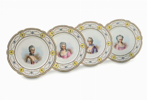 Quattro piatti Francia, fine del XIX secolo  - Asta Maioliche e Porcellane - Associazione Nazionale - Case d'Asta italiane
