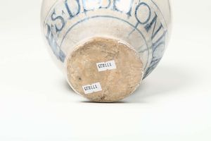 Due orcioli Roma, ultimo quarto del XVI secolo  - Asta Maioliche e Porcellane - Associazione Nazionale - Case d'Asta italiane
