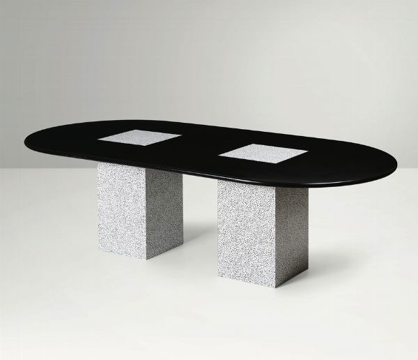 Tavolo con struttura in legno laminato plastico.  - Asta Design - Associazione Nazionale - Case d'Asta italiane