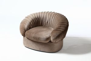 Salotto composto da un divano modulare curvo ed una poltrona.  - Asta Design - Associazione Nazionale - Case d'Asta italiane