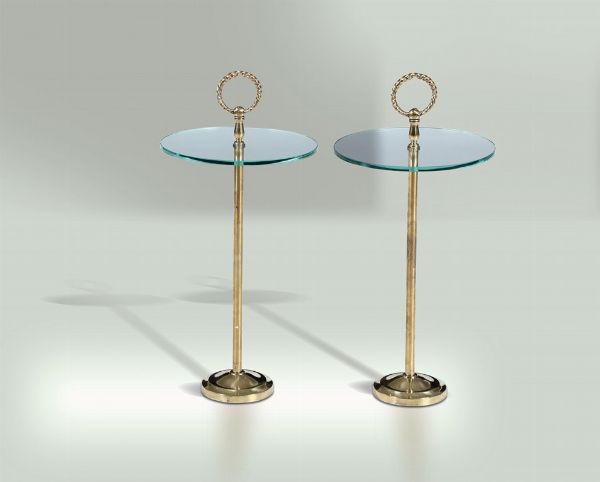 Coppia di tavolini con struttura in ottone e piano in vetro molato.  - Asta Design - Associazione Nazionale - Case d'Asta italiane