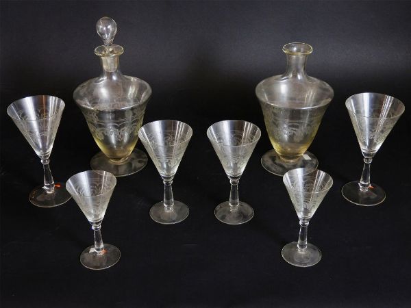 Servito di bicchieri in vetro  - Asta Arte moderna e contemporanea / Arredi, Argenti e Dipinti Antichi - Associazione Nazionale - Case d'Asta italiane