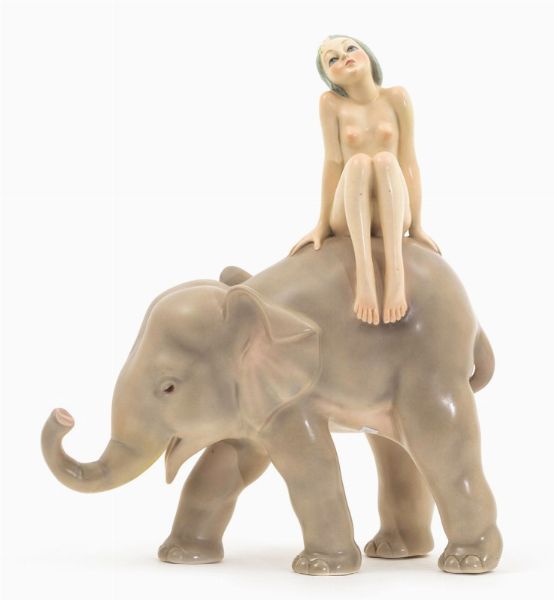 Nudino su elefante  - Asta Torino 1930-1950. Vent'anni di storia della ceramica italiana - Associazione Nazionale - Case d'Asta italiane