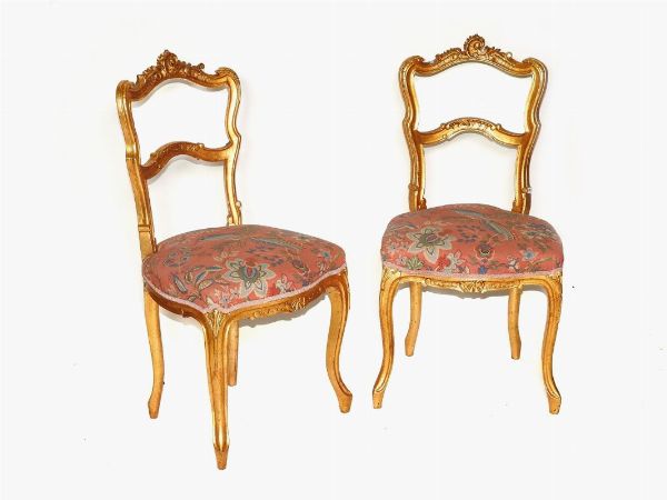 Coppia di sedie in legno intagliato e dorato  - Asta Arredi e dipinti antichi - Associazione Nazionale - Case d'Asta italiane