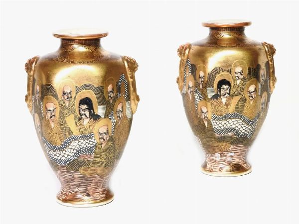 Coppia di vasi in porcellana Satsuma  - Asta Arredi e dipinti antichi - Associazione Nazionale - Case d'Asta italiane