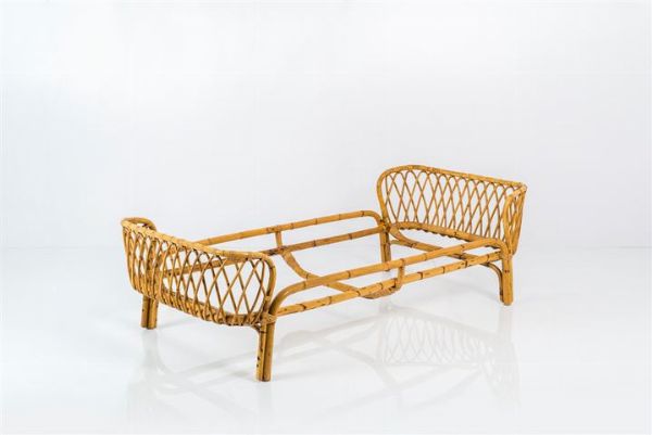BONACINA : Letto con struttura in bamboo curvato. Anni '50 cm 58x165x100  - Asta Design - Associazione Nazionale - Case d'Asta italiane