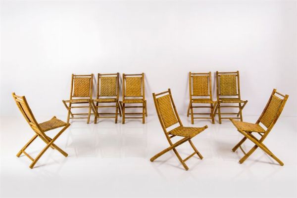 PRODUZIONE ITALIANA : Otto sedie pieghevoli con struttura in bamboo  sedute e schienali in vimini intrecciato. Anni '50 cm 95x51x67  - Asta Design - Associazione Nazionale - Case d'Asta italiane