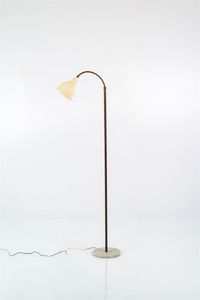 PRODUZIONE ITALIANA - Lampada da terra in ottone e metallo verniciato. base in marmo. Anni '50 h cm 200 ca