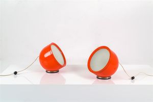 STUDIO TETRACH BONATI  BONATTI  DE MUNARI  FEDERSPIEL - Coppia di lampade da tavolo in metallo cromato e metallo verniciato. Anni '70 cm 28x36