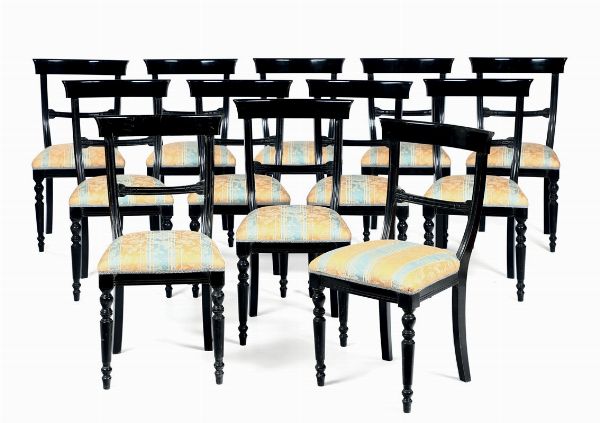 Dodici sedie in legno ebanizzato, XIX secolo  - Asta Antiquariato - Associazione Nazionale - Case d'Asta italiane