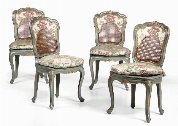 Quattro sedie in legno laccato e dorato. XVIII secolo  - Asta Antiquariato - Associazione Nazionale - Case d'Asta italiane