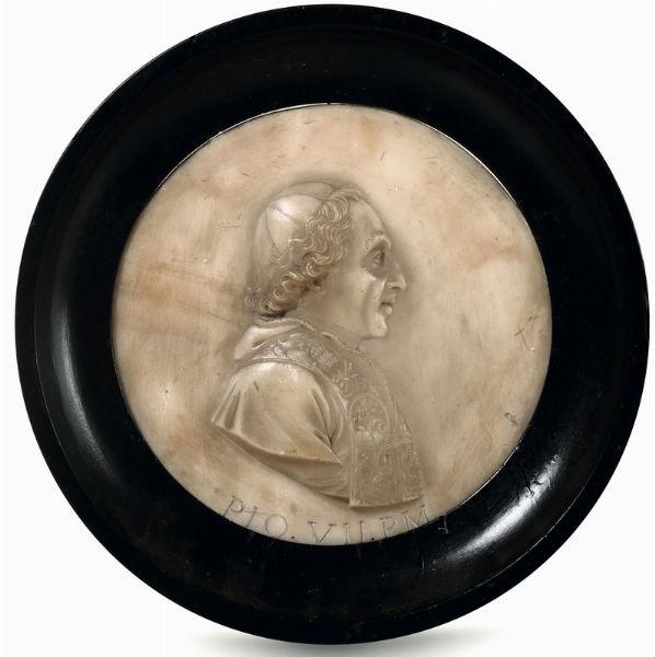 Bassorilievo in marmo raffigurante profilo di Papa Pio VII, XIX secolo  - Asta Antiquariato - Associazione Nazionale - Case d'Asta italiane