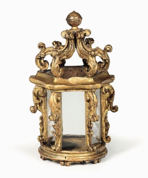 Lume in legno intagliato e dorato e vetro soffiato, manifattura veneta del XVIII secolo  - Asta Antiquariato - Associazione Nazionale - Case d'Asta italiane