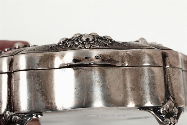 Tre portagioie in argento e pietre dure, XX secolo  - Asta Antiquariato - Associazione Nazionale - Case d'Asta italiane