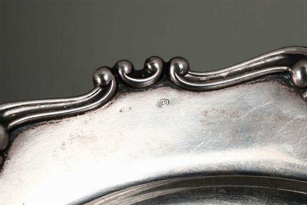Vassoietto in argento, Italia XX secolo  - Asta Antiquariato - Associazione Nazionale - Case d'Asta italiane