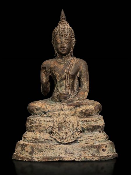 Figura di Buddha seduto in bronzo con tracce di doratura, Thailandia, XIX secolo  - Asta Fine Chinese Works of Art - Associazione Nazionale - Case d'Asta italiane