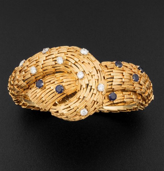 Bracciale rigido con diamanti e zaffiri  - Asta Fine Coral Jewels - Associazione Nazionale - Case d'Asta italiane