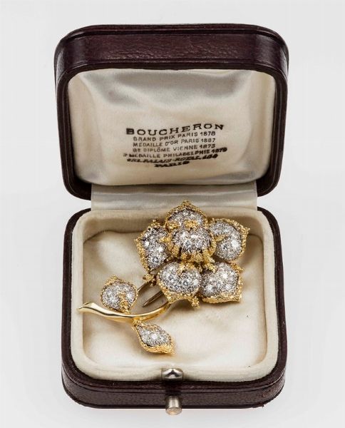 Boucheron Paris. Spilla a soggetto floreale con diamanti  - Asta Fine Jewels - Associazione Nazionale - Case d'Asta italiane