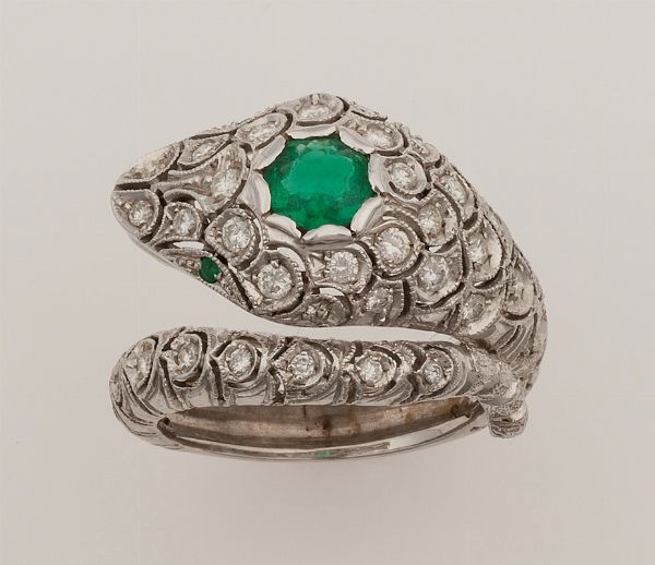 Anello Serpente con smeraldo  - Asta Fine Jewels - Associazione Nazionale - Case d'Asta italiane