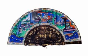 VENTAGLIO - XX secolo  dipinto su carta di riso con scene di vita orientale.