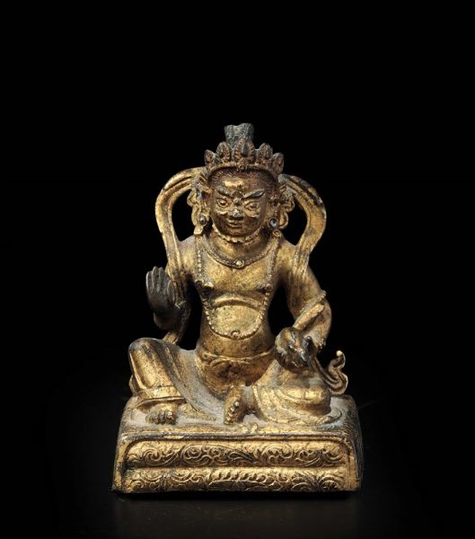 Piccola figura di Sita-Jambhala in bronzo dorato, Tibet, fine XVII secolo  - Asta Fine Chinese Works of Art - Associazione Nazionale - Case d'Asta italiane