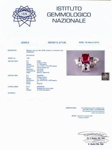 ANELLO IN ORO BIANCO CON RUBINO E DIAMANTI  - Asta GIOIELLI - Associazione Nazionale - Case d'Asta italiane
