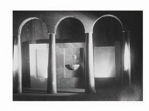 ANTON GIULIO BRAGAGLIA<br>Frosinone, 1890 - Roma, 1960 - Fotografia di scena per Gli ultimi avvenimenti di Marcello Gallian (Atto I), 1929