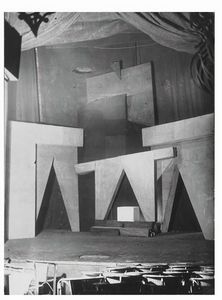 ANTON GIULIO BRAGAGLIA<br>Frosinone, 1890 - Roma, 1960 - Fotografia di scena per Le grandi penitenze di Regise Veimes, 1929