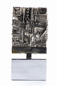 ARNALDO POMODORO<br>Morciano di Romagna, 1926 : Stele, Anni 70  - Asta Arte Moderna e Contemporanea - Associazione Nazionale - Case d'Asta italiane