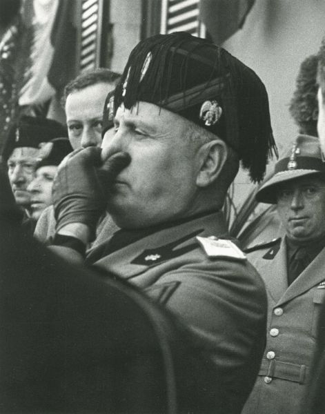 Aigner Lucien : Mussolini a Stresa  - Asta Fotografia - Associazione Nazionale - Case d'Asta italiane