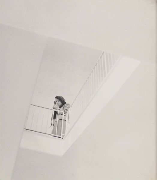 Davolio Marani Gualberto : La ragazza del piano di sopra  - Asta Fotografia - Associazione Nazionale - Case d'Asta italiane