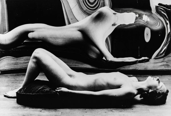 Kertsz Andr : Distorsione n.45, Parigi, 1933  - Asta Fotografia - Associazione Nazionale - Case d'Asta italiane