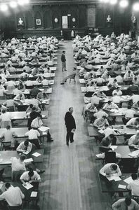 Erwitt Elliott : Harvard University Memorial Hall, final tests  - Asta Fotografia - Associazione Nazionale - Case d'Asta italiane