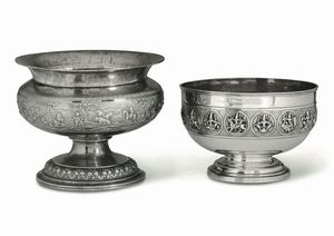 Due vasi in argento, Thailandia XX secolo  - Asta Argenti da Collezione | XX secolo - Associazione Nazionale - Case d'Asta italiane