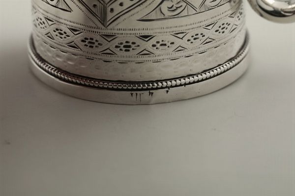 Boccale in argento fuso, sbalzato e cesellato Exeter 1881  - Asta Argenti da Collezione - Associazione Nazionale - Case d'Asta italiane