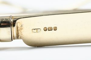 Servizio in argento dorato, Inghilterra XIX-XX secolo  - Asta Argenti da Collezione - Associazione Nazionale - Case d'Asta italiane